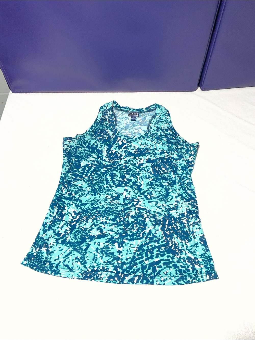Danskin Aqua Teal Patterned Scoop Neck Tank